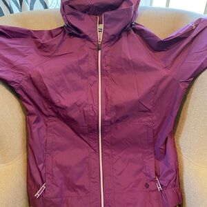 Columbia rain/windbreaker jacket, L